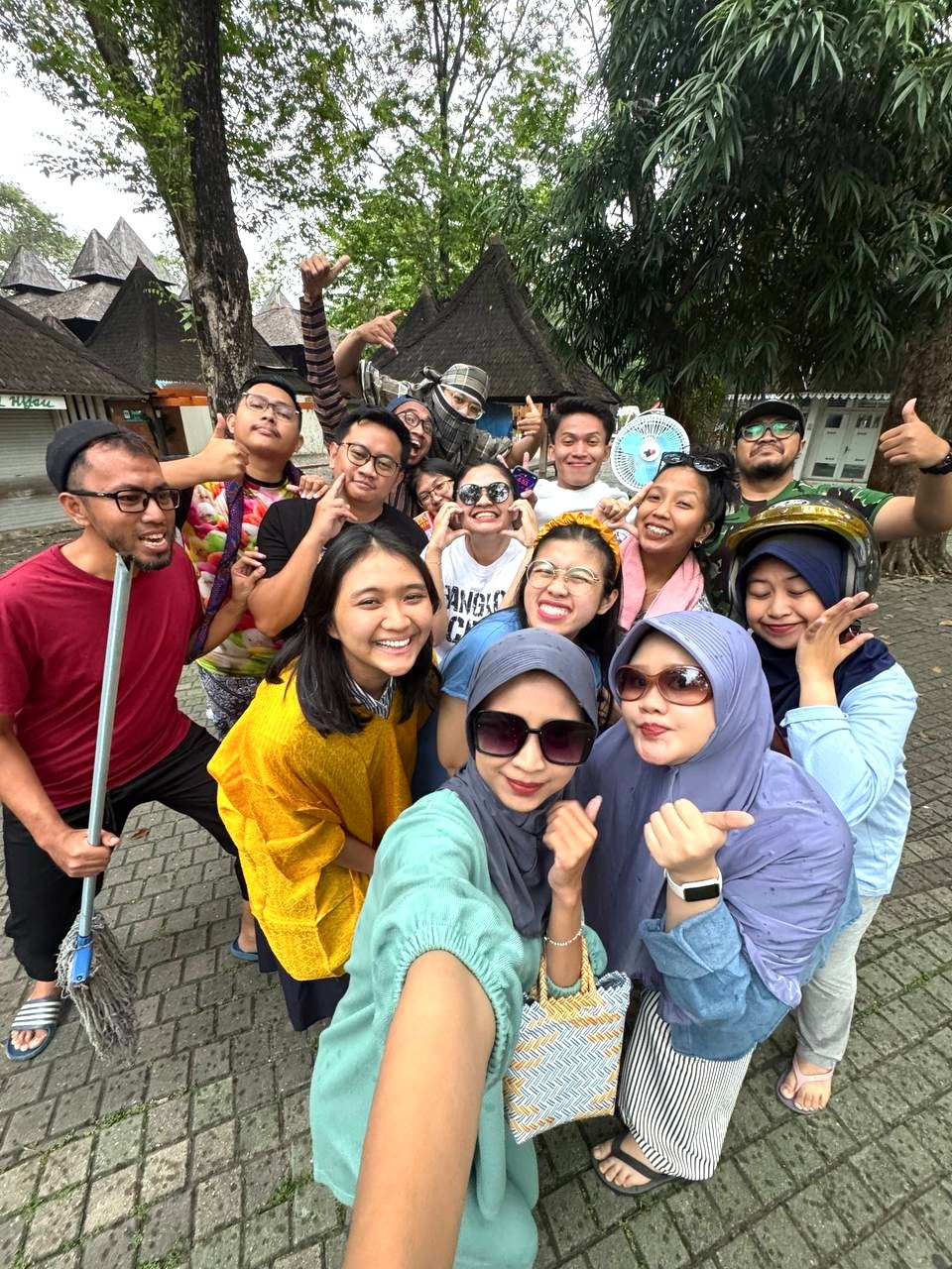Peringati Hari Pelanggan Nasional 2025, Ancol Taman Impian Hadirkan Program Rekreasi Hemat untuk Pelanggan Setia dan Kontes Foto Se-RT “Senyum Dulu ke Ancol Kemudian”.